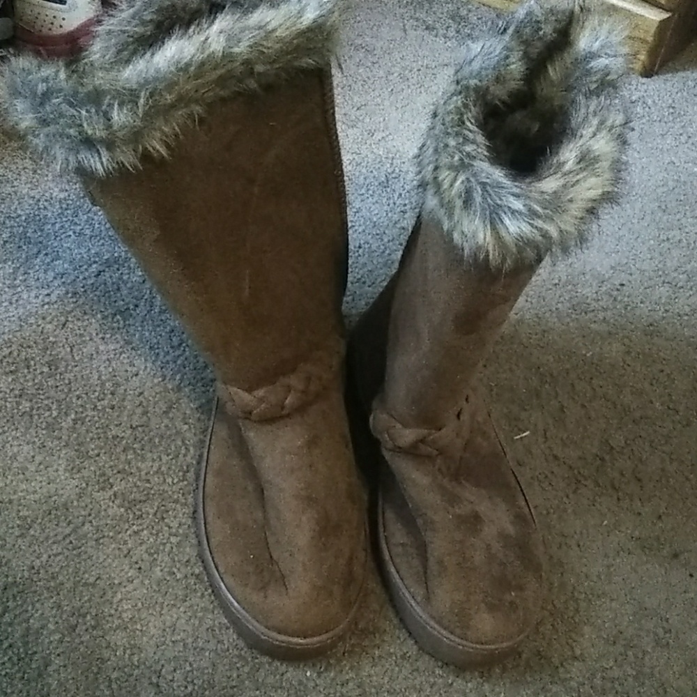 Fuzzy boots